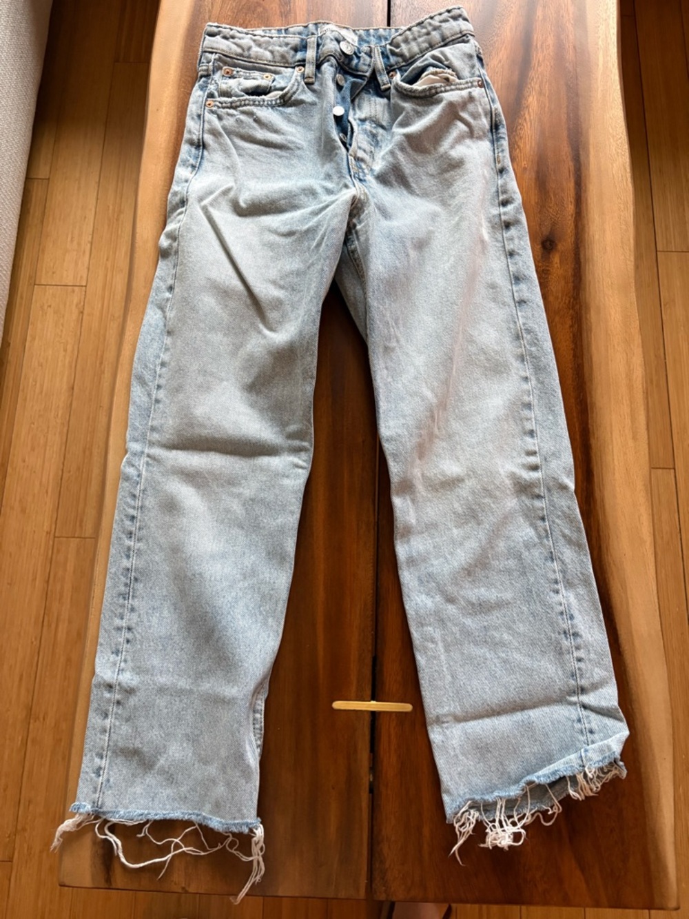 Zara light blue denim jeans with contrast stitching